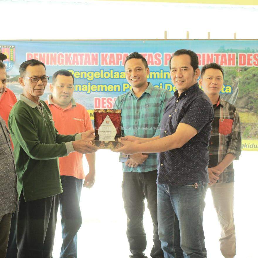 PENINGKATAN KAPASITAS PEMERINTAH DESA KARANGPAKIS DI KELURAHAN TEPUS - GUNUNG KIDUL - D.I.Y.